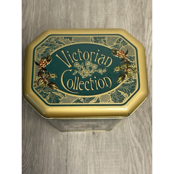 Set Of 3 Assorted Vintage Metal Christmas Tins Holidays Winter Victorian - Picture 10 of 14